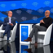 Satya Nadella plantea en Davos la inteligencia artificial como infraestructura económica y no como ventaja exclusiva de las tecnológicas
