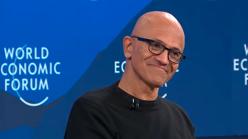 Satya Nadella plantea en Davos la inteligencia artificial como infraestructura económica y no como ventaja exclusiva de las tecnológicas