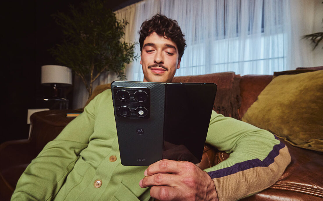 Motorola razr fold