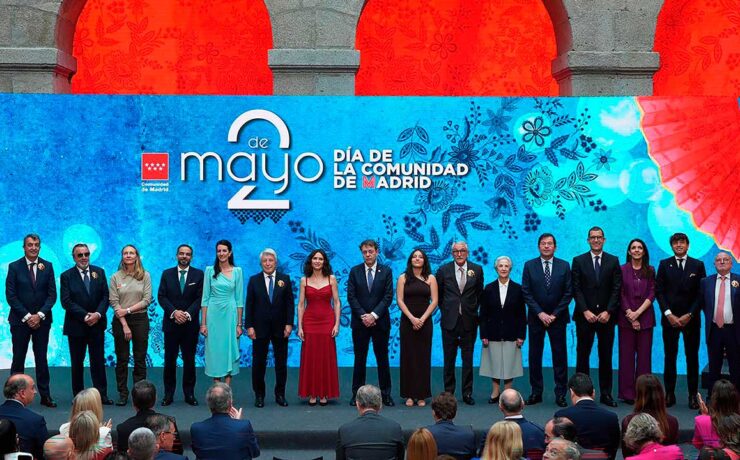 IBM recibe la Gran Cruz del Dos de Mayo en su centenario