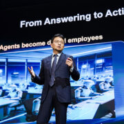 Yuan Yuan, vicepresidente de Huawei y responsable global de su línea de almacenamiento