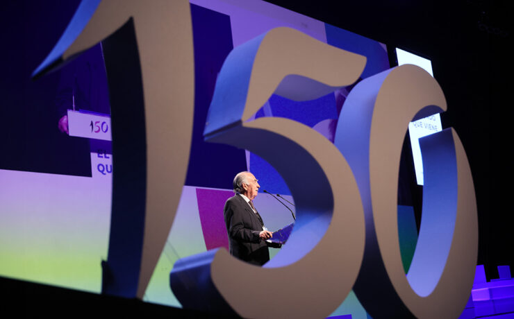 Congreso internacional "El mundo que viene"