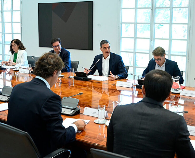 Pedro Sánchez ha reunido en La Moncloa a Adigital, EsTech y una representación de scaleups españolas