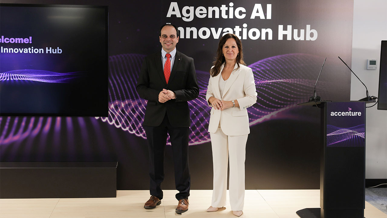 Accenture abre en Barcelona un hub de IA agéntica