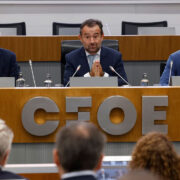 La era de los Agentes IA: competitividad, confianza y gobernanza