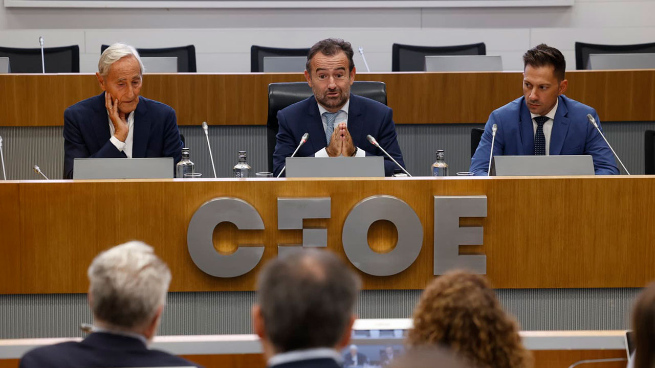 La era de los Agentes IA: competitividad, confianza y gobernanza